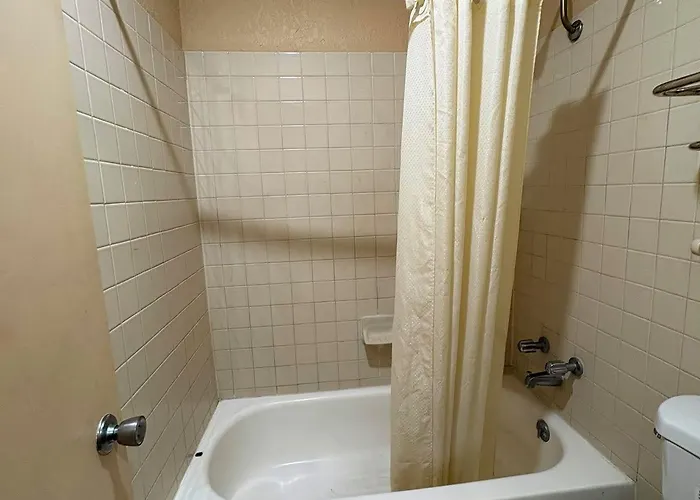 Hotel Blue Star Inn Lafayette Near Airport I-10