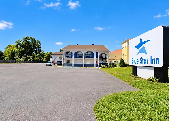 Blue Star Near Airport I-10 Hotel Lafayette